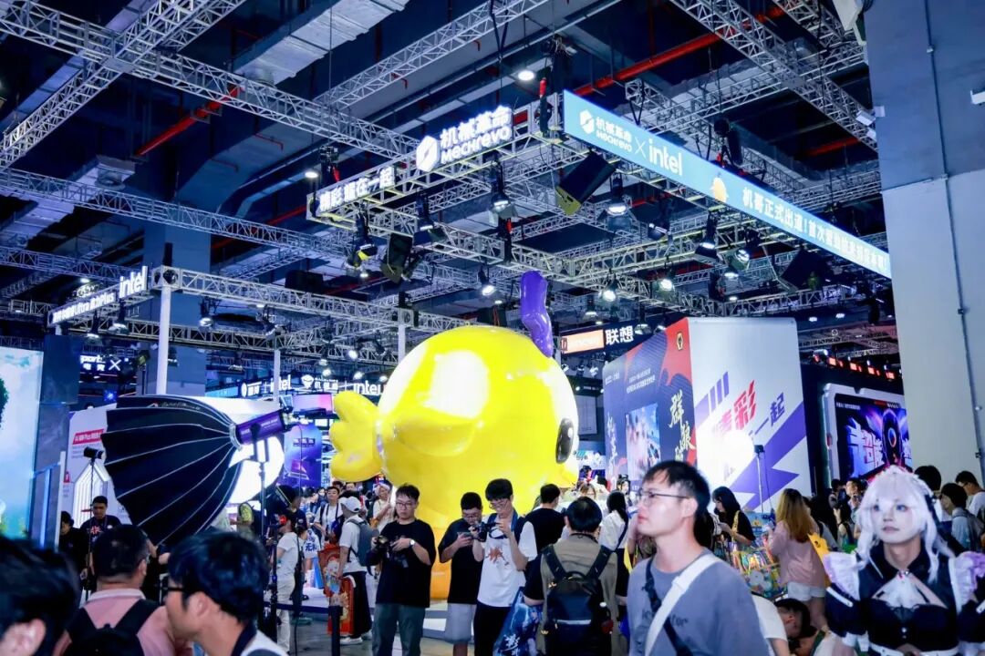 酷睿Ultra战力Plus，英特尔携九大合作伙伴亮相Bilibili World 2026（图13）