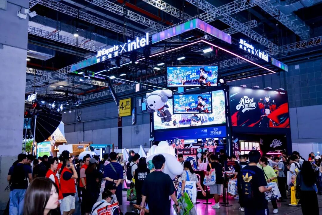 酷睿Ultra战力Plus，英特尔携九大合作伙伴亮相Bilibili World 2026（图10）